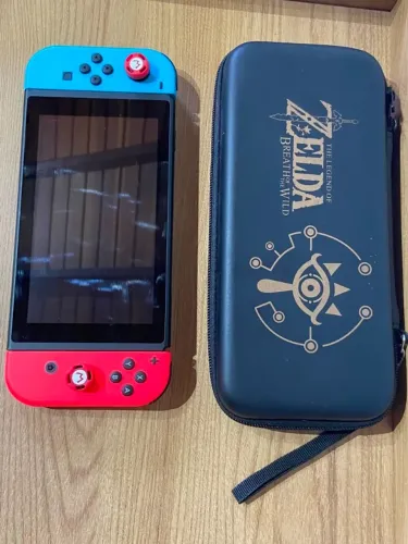 Nintendo Switch V2 - Completo na caixa + jogos + case