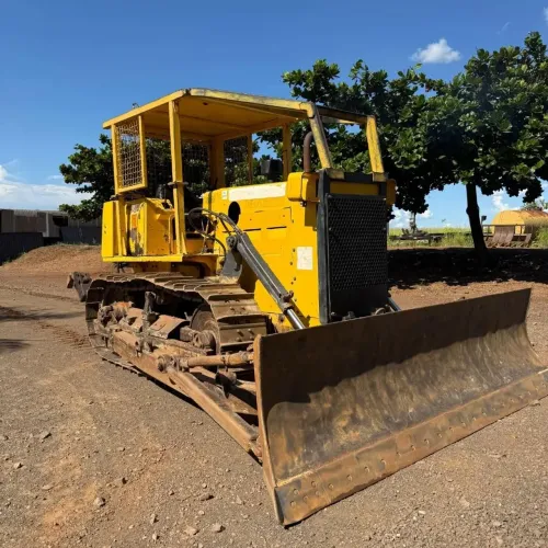 TRATOR DE ESTEIRA NEW HOLLAND 7D