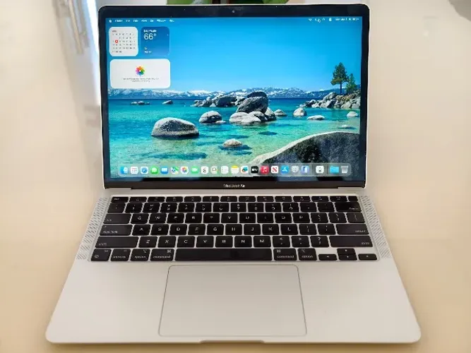 MACBOOK AIR 13 M1 - 16GB/256GB - 94% SAUDE - SILVER