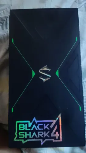 BLACK SHARK 4