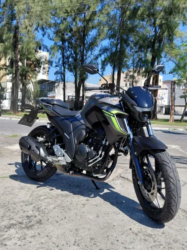Fazer 250