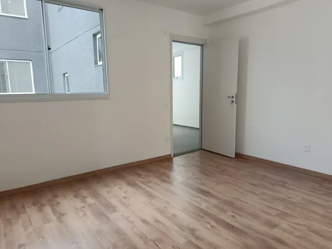 Vendo apartamento no Bairro Colonial em Contagem