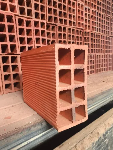 BLOCO 8 FUROS / 9X19X24