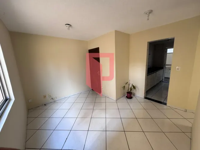 Apartamento Área Privativa com 3 Quartos (1 suíte) e 2 Vagas para Alugar no Bairro Caiçara