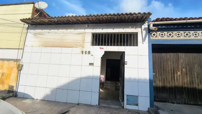 VENDO POUSADA COM 7 SUÍTES NO MONDUBIM, A 50 METROS DA AV PERIMETRAL