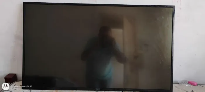Vendo smart tv Philips 43 polegadas para concerto ou retirada de peças