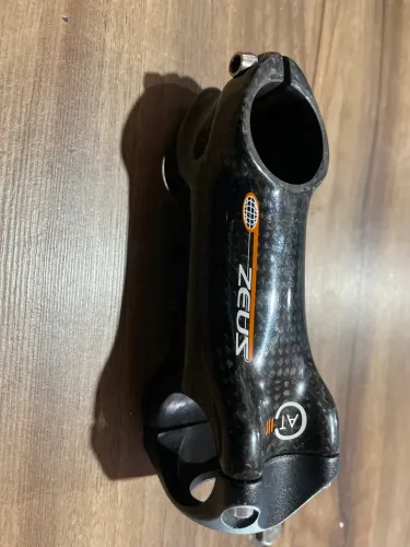 Meza 90 carbono Zeus AT3