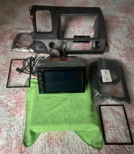 Vendo multimídia pionner AVH 288BT