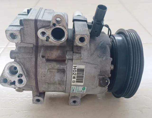 Compressor do ar condicionado Hyundai i30 2012