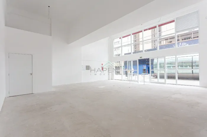 Sala para locação no centro de Curitiba