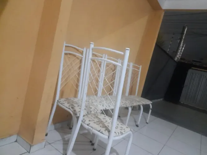vendas as seis cadeiras em perfeito estado