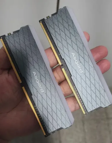 Memória RAM Asgard 16GB (2x8GB) DDR4 3200Mhz c/RGB LED