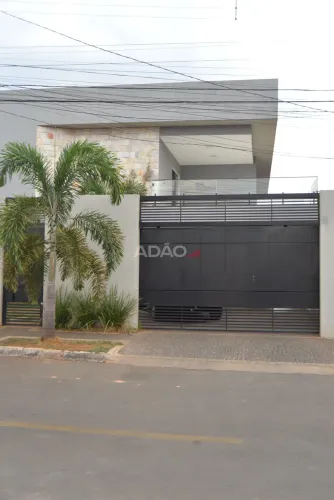 Sobrado Alto Padrão Setor Criméia Oeste Elegância, Conforto e Excelente Localização! Desc