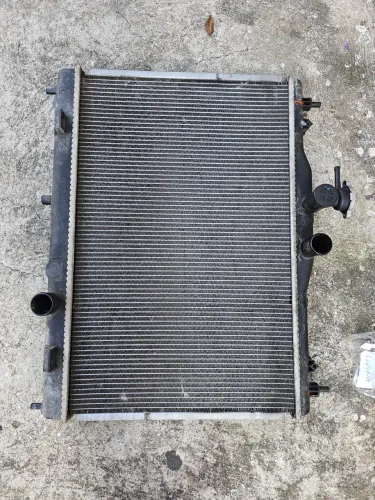 RADIADOR NISSAN LIVINA MANUAL