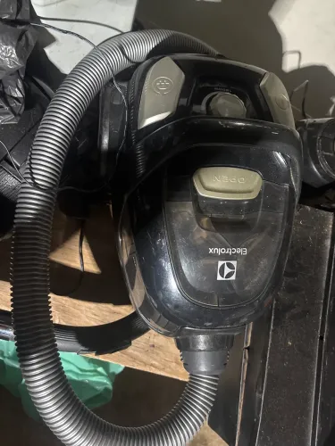 Aspirador de pó Electrolux open 1600w