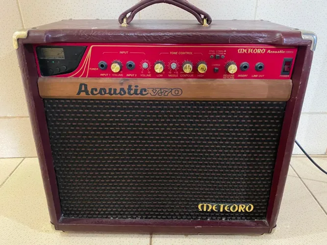 Amplificador meteoro acustic v.70 180w de potência 