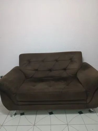 Par de sofá marrom usado em bom estado