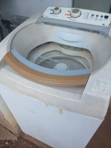 Maquina bem conservada pra vender agora