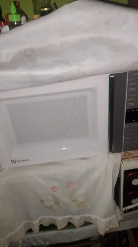 Vende microondas novo