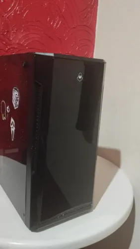 Gabinete gamer mid tower mancer