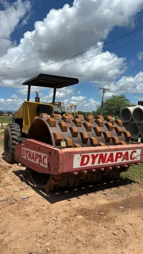 Rolo Compactador Dynapac, CA250P, ano 2008