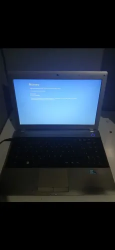 Notebook Samsung NP-RV411