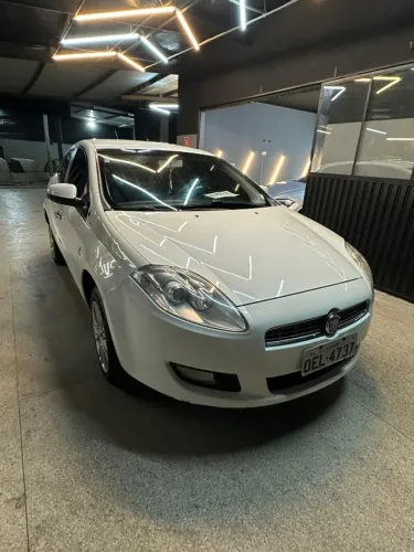Fiat Bravo Essence Dualogic 1.8 Flex 16V 5P 2013