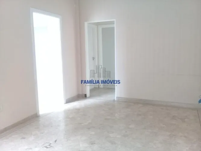 Comprar ou alugar conjunto comercial 5 salas 1 wc no Centro Santos