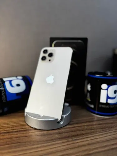 iPhone 12 Pro Max 128GB 78% saúde da bateria Cor Dourado Tela trocada 