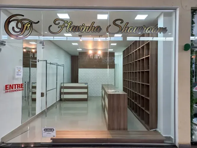 Loja, Shopping Goiás Center Modas, 30,22m², Cond R$ 900,00 + Iptu R$ 55,00 / Mês
