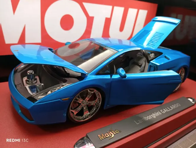 Top Miniatura Lamborghini Gallardo Tuning - Maisto AllStars - escala 1/18