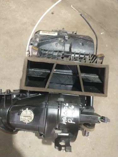 Caixa evaporadora ar quente Peugeot 206 
