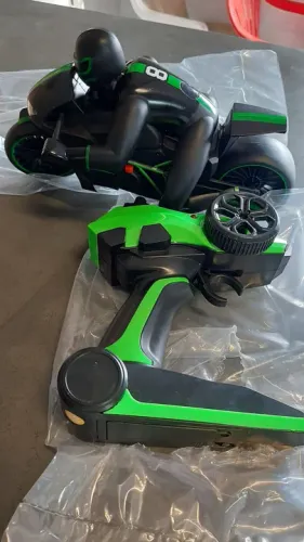 MOTO RC AUTO VELOCIDADE BRINQUEDO TOP DEMAIS 