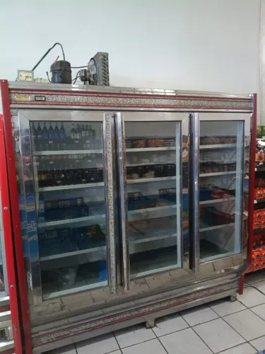 Expositor de Frios e Laticínios 3 Portas