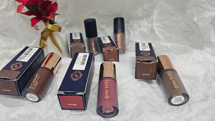 Bruna Tavares - BT Plushes e BT Velvets