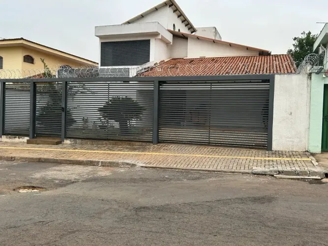 Sobrado no Santa Genoveva