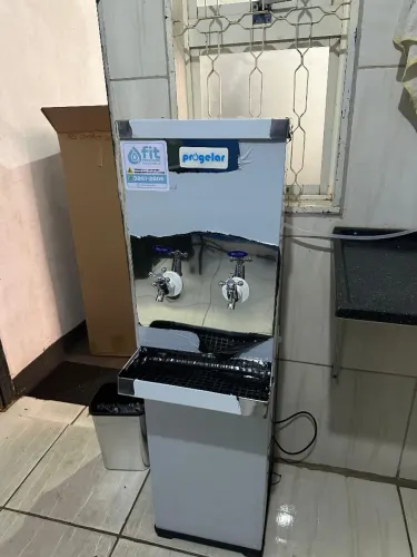 Bebedouro Filtro de água 