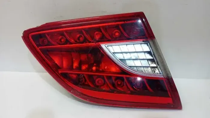 Lanterna Traseira Esquerda Nissan Sentra 2014 Á 2016 Esquerdo/motorista Vermelho