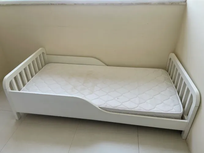 Cama Infantil de Madeira 