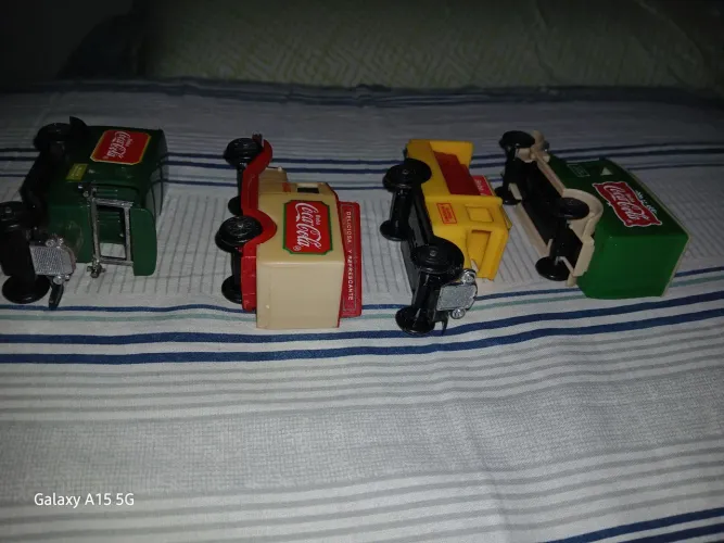 Miniaturas de Carrinhos Coca-Cola