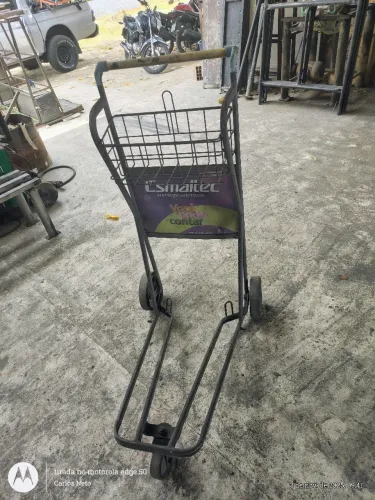 Carrinho de aeroporto 