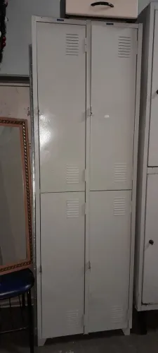 Roupeiro 4 Portas De Aço
