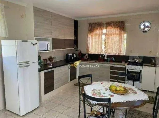 Casa com 3 dormitórios à venda, 222 m² por R$ 630.000,00 - Jardim Pacaembu - Jundiaí/SP