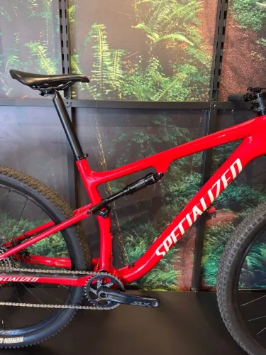 Bicicleta Specialized epic comp carbon