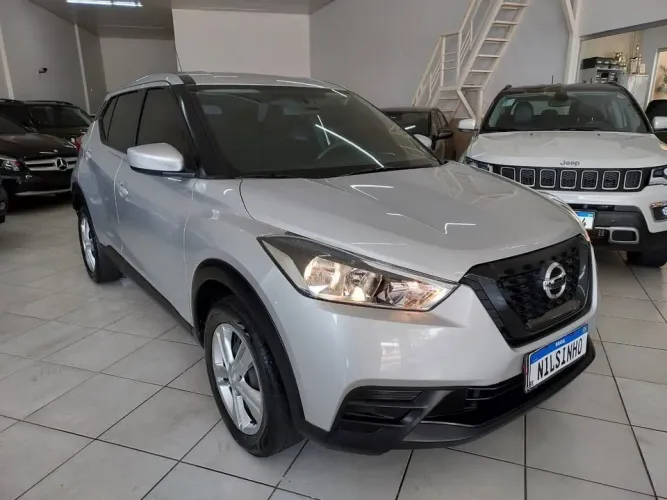 Nissan Kicks 1.6 16V Flexstart Active Xtronic