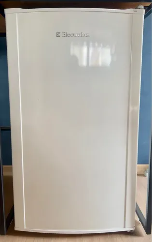 Frigobar Electrolux RE 120