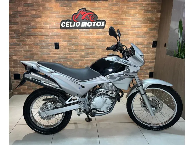HONDA NX4 FALCON 400 2008