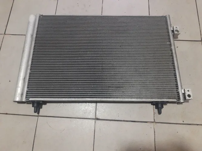 Condensador citroën C4 GLX 1.6 2011