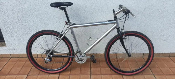 Bicicleta Caloi Alumínio kit Shimano Alivio