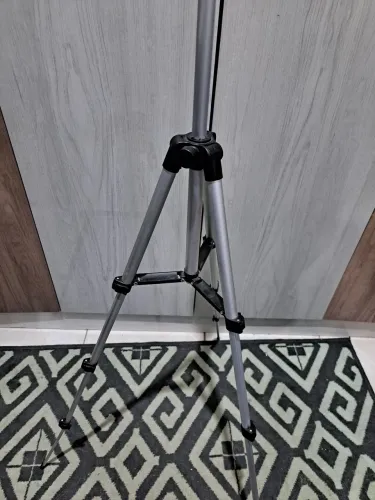 Tripé para celular ou camera
